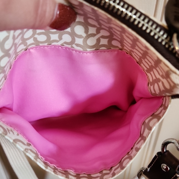 🖤Coach Rare Boutique Coach Cream Signature Crossbody Bag With Pink Interior - Picture 9 of 13